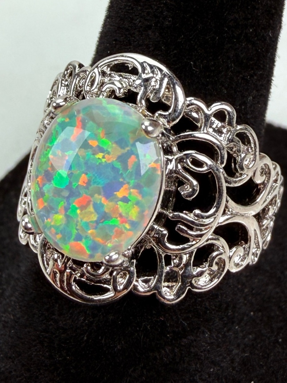 Size 7 3/4 Iridescent Oval Center Silvertone Filigree Statement Ring